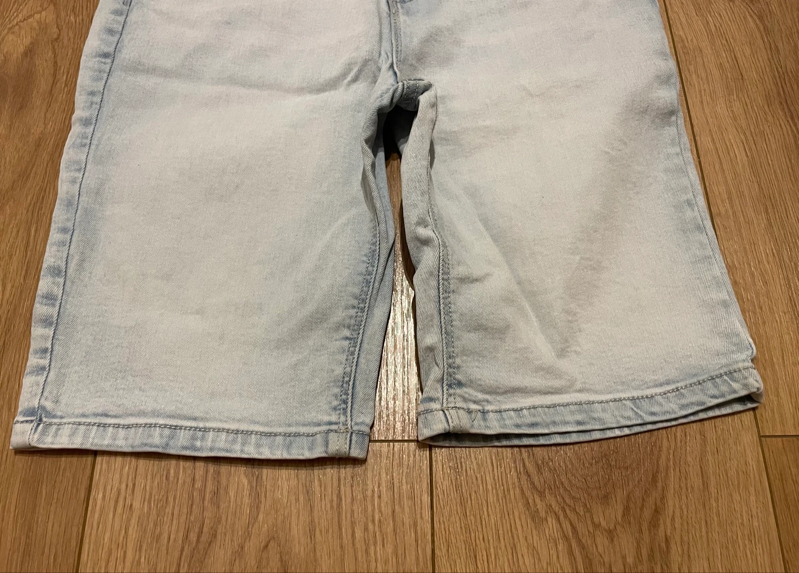 Bermuda jeans com bolsos – photo 7